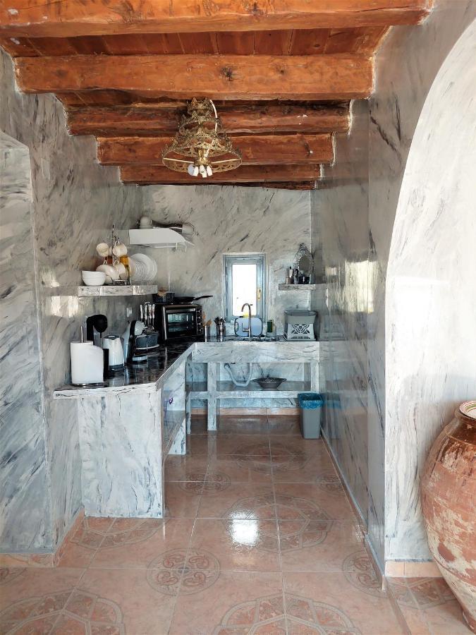 Lakena Traditional House Holiday home *
